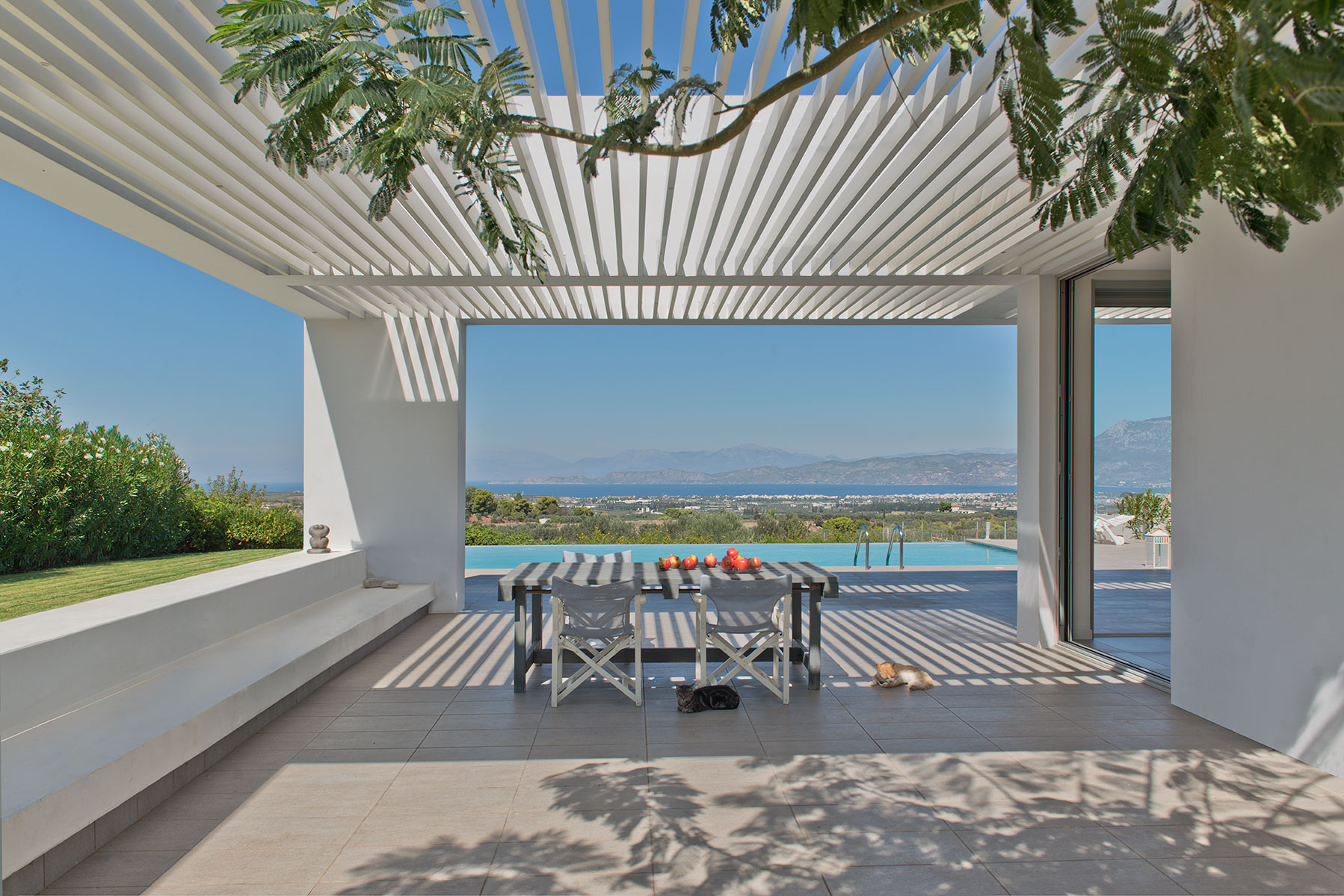 korinthos pergola